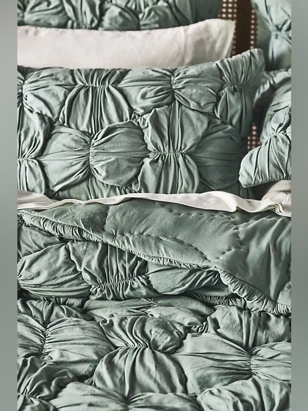 New Anthropologie Constance Cotton Jersey Cloud Quilt Size King - Picture 2 of 8